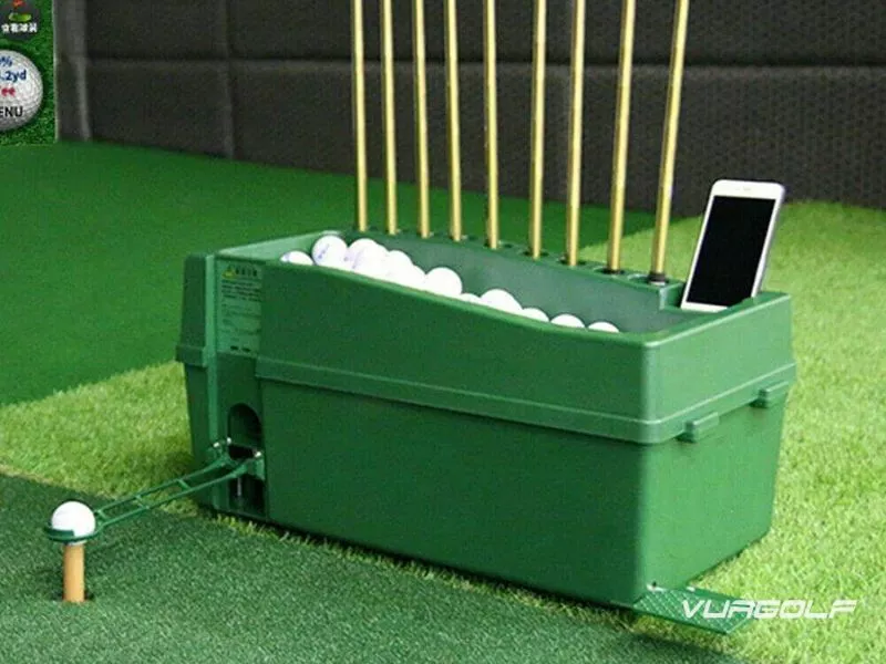 máy nhả bóng golf tự động