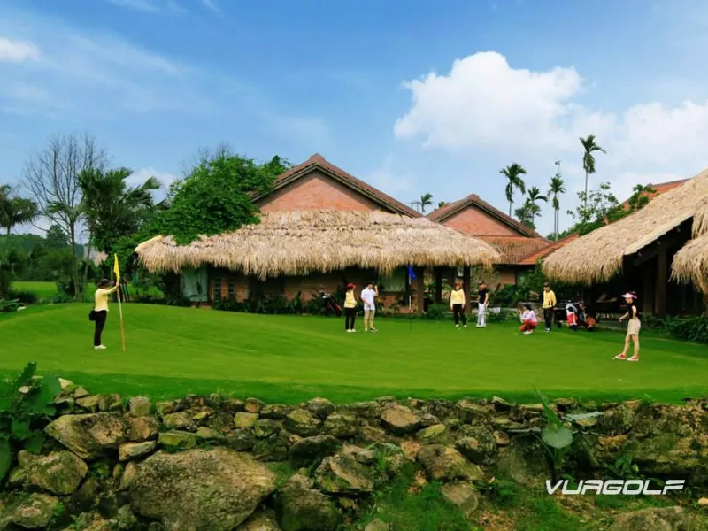 Sân golf Hà Nội Asean Golf Resort