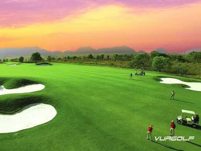 Sân golf Asean Golf Resort