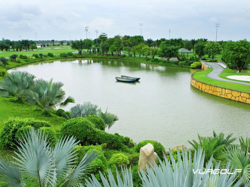 Long Thành Golf Resort 