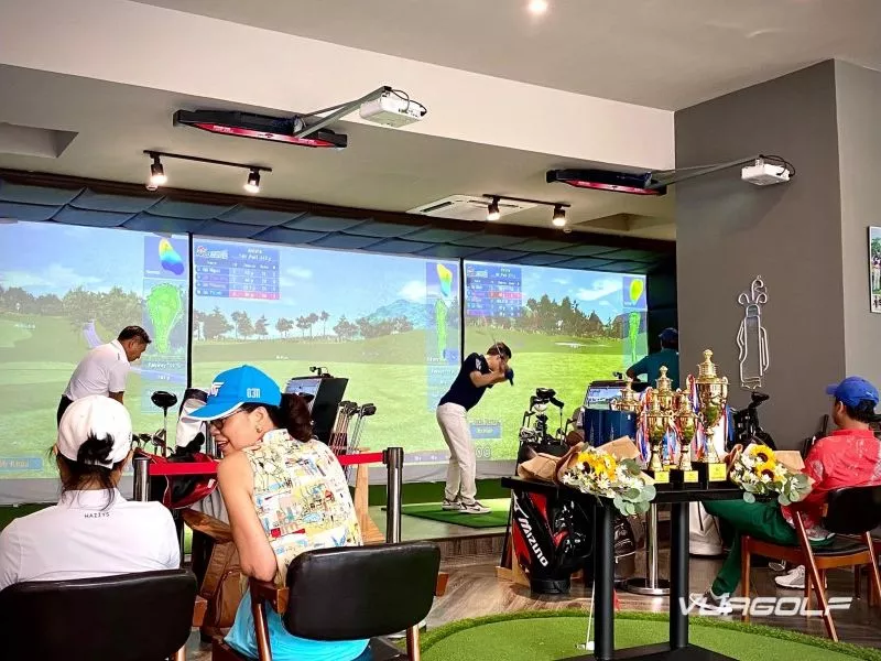 Dịch vụ tại phòng tập golf 3D Nguyễn Chí Thanh