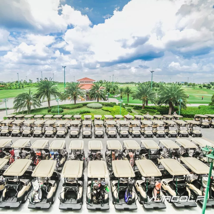 Cập nhật giá sân golf Tân Sơn Nhất mới nhất năm 2023