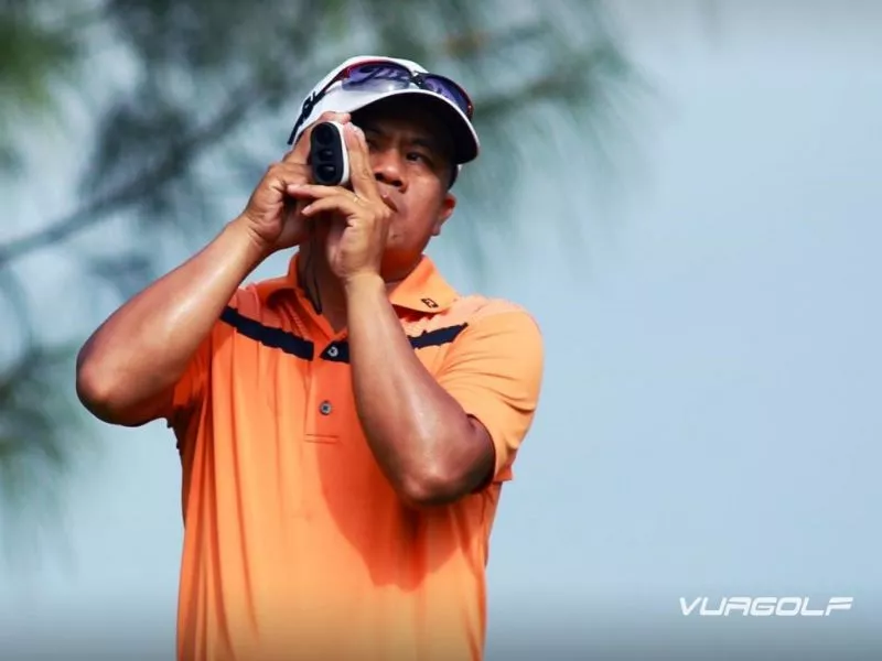 Golfer Nguyễn Văn Long