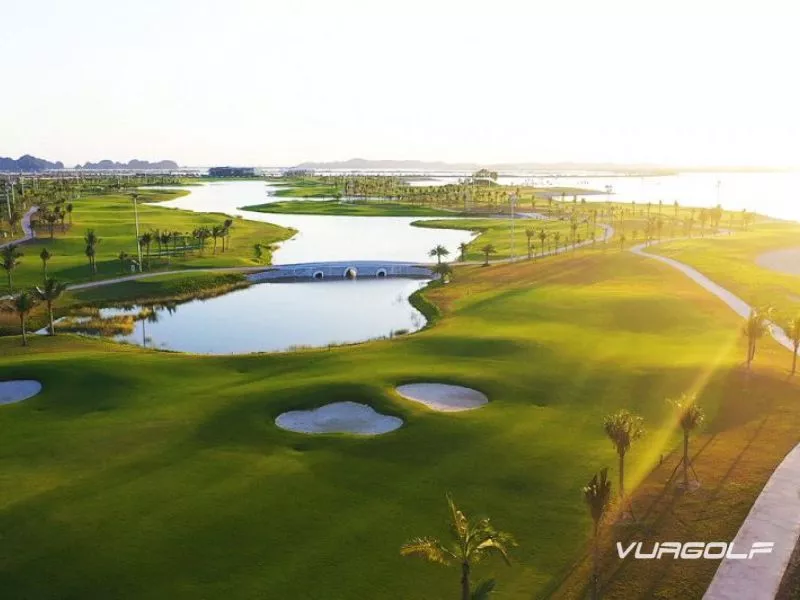 Sân golf Tuần Châu Quảng Ninh 