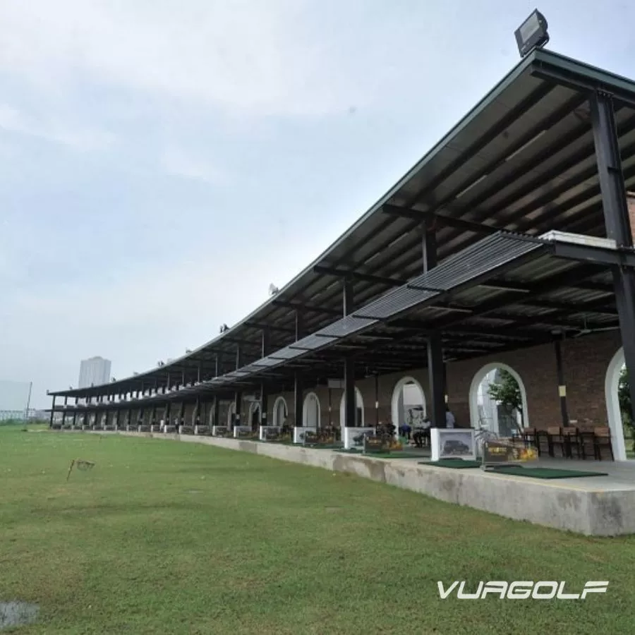 Sân tập golf Hà Đông – Kiến trúc “triệu đô” giữa lòng Hà Nội