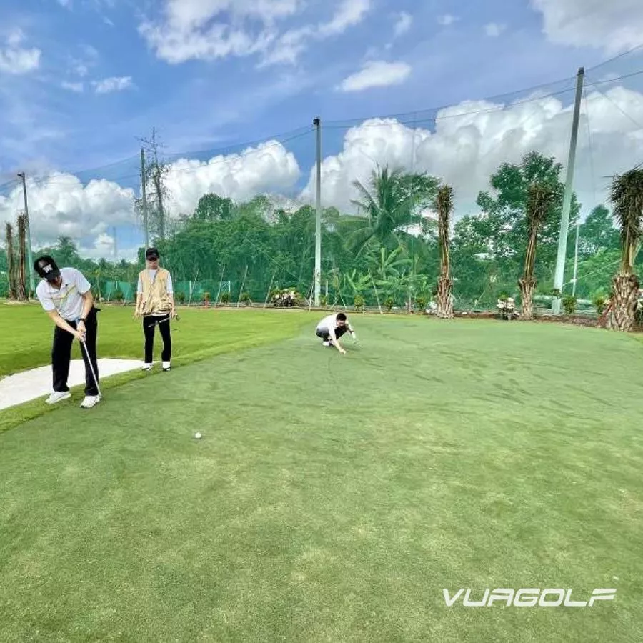 Sân tập golf Phương Đông – Nơi golfer thỏa sức với đam mê