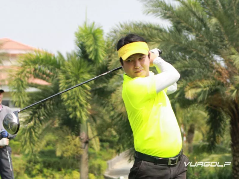 sự nghiệp Golfer Trần Văn Hoàng