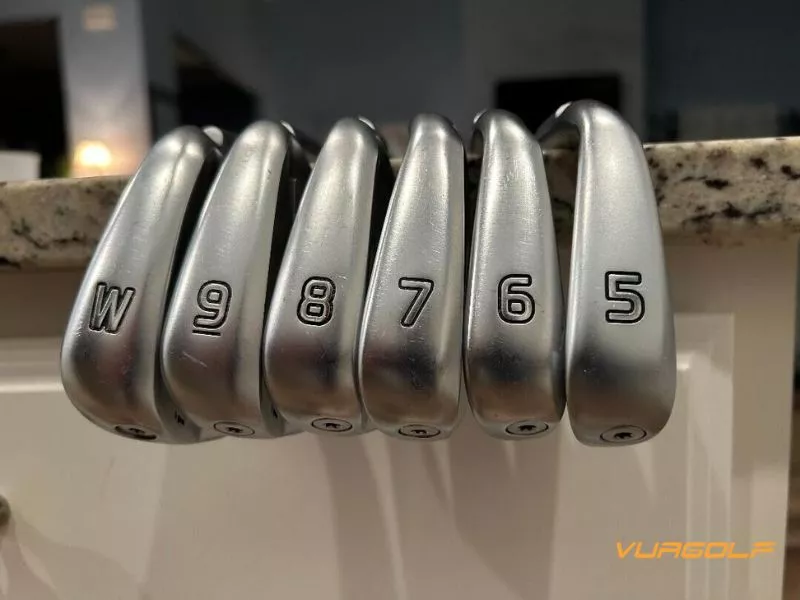 Bộ gậy sắt Golf Ping i525 Graphite cho nam golfer